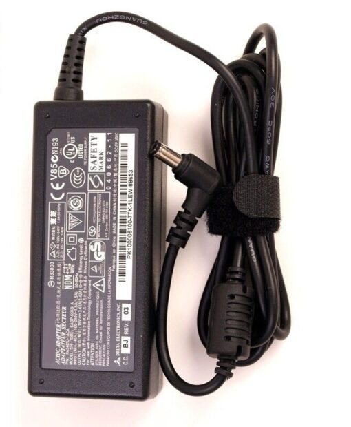 Toshiba AC Power Laptop Adapter Charger Suitable For Lenovo/Asus/BenQ/Acer/Asus Notebook Power Supply